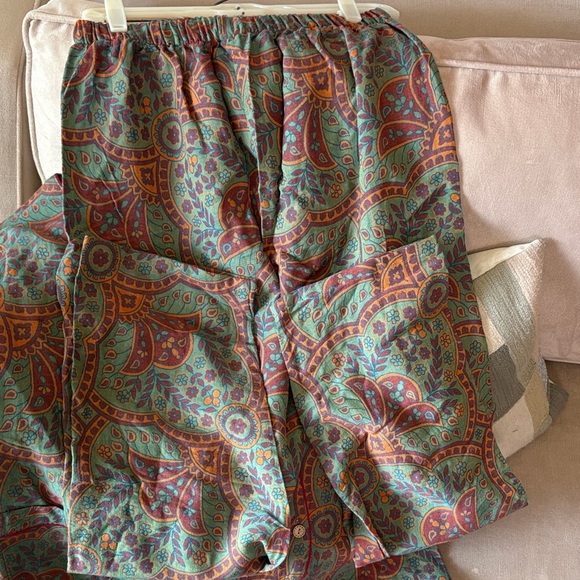 Multicolor Paisley Pajama Set - Picture 4 of 5